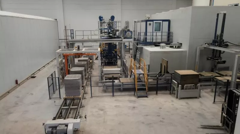 Perché un cliente tedesco ha scelto ancora una volta le macchine per la produzione di blocchi QGM: affidabilità, innovazione e valore a lungo termine