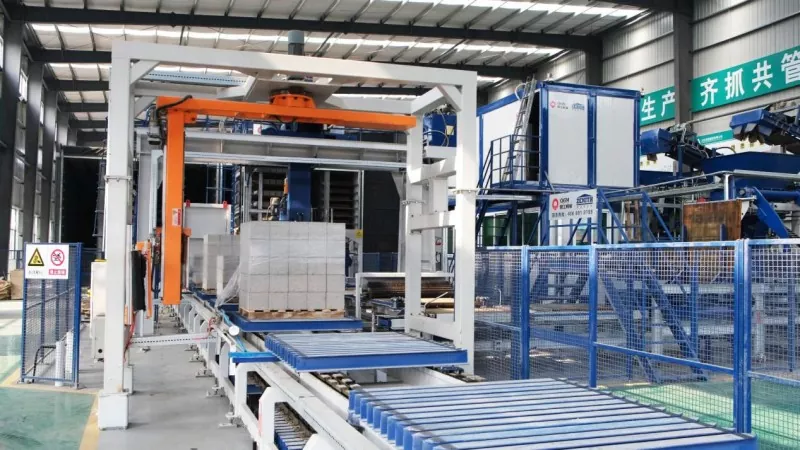 Come le macchine per la produzione di blocchi migliorano la qualità dei blocchi di cemento e l'efficienza produttiva